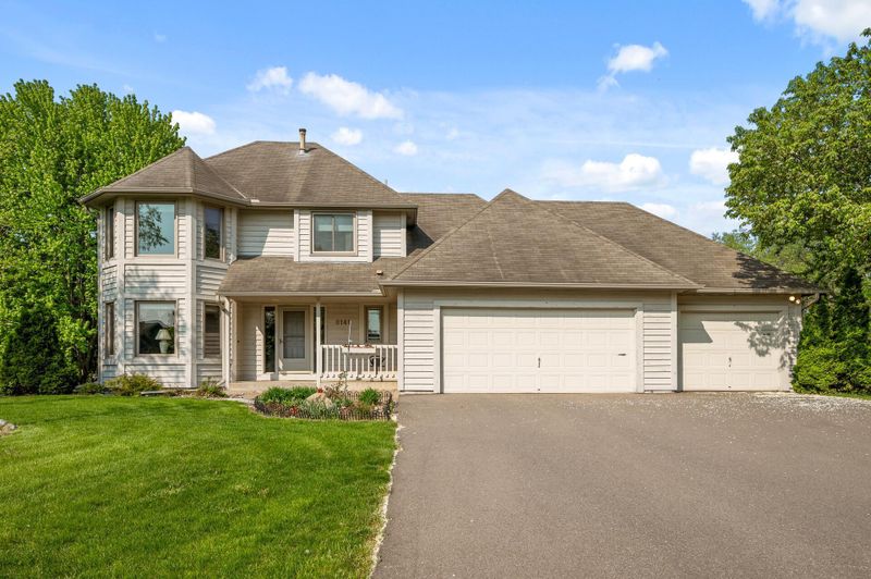 8141 Peony Ln N, Maple Grove, MN 55311