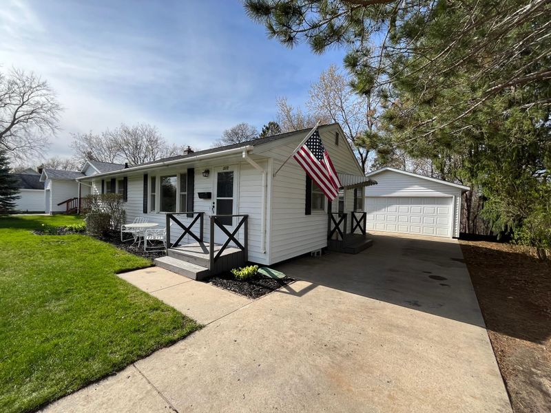 315 Cedar St, Brainerd, MN 56401