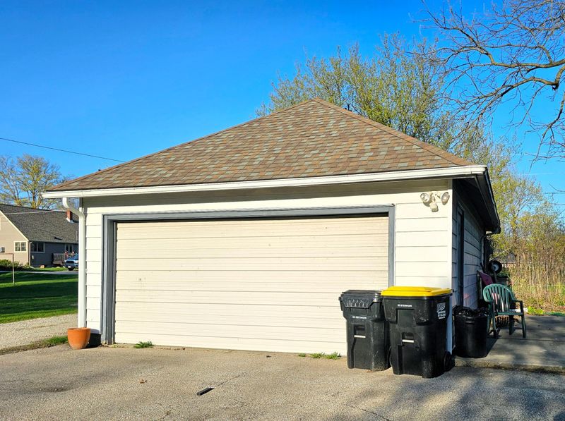 319 S Division Ave, Spring Grove, MN 55974