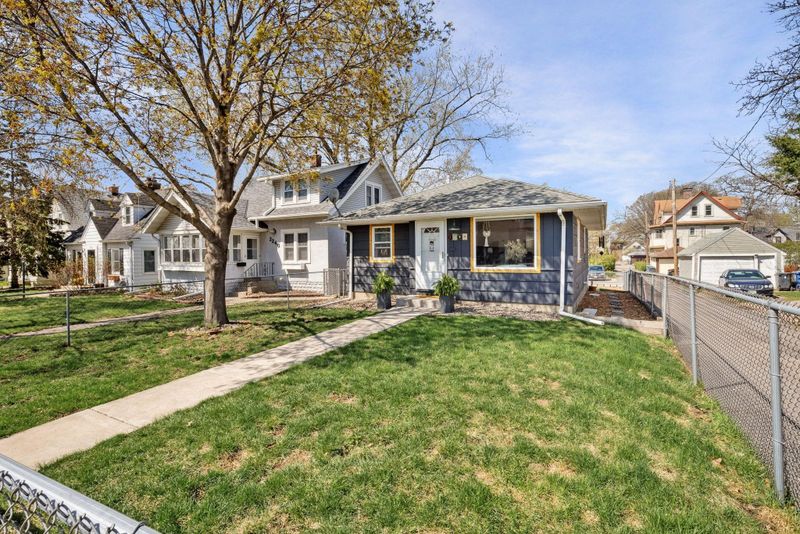 2244 Hayes St NE, Minneapolis, MN 55418