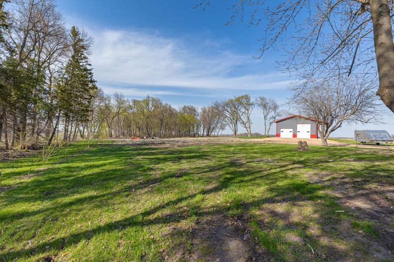 24548 Dodd Rd, Le Center, MN 56057