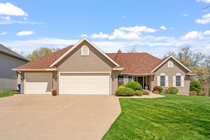 2639 Pine Ridge Blvd, Red Wing, MN 55066
