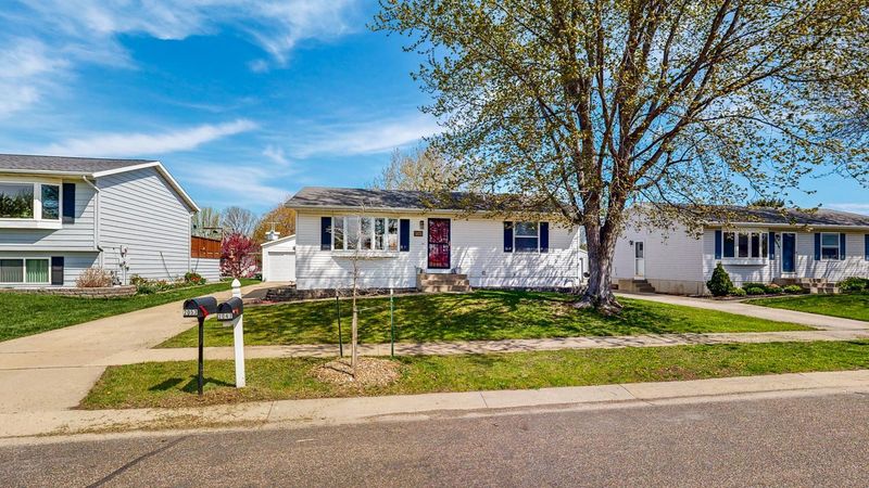2047 49 1/2 St NW, Rochester, MN 55901