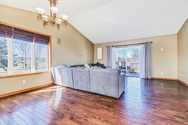 15312 Linnet St NW, Andover, MN 55304