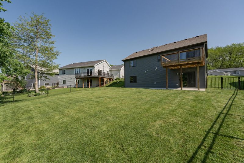 3464 Ridgeline Dr SE, Rochester, MN 55904