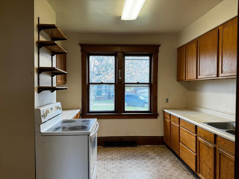 602 N Cascade St, Osceola, WI 54020