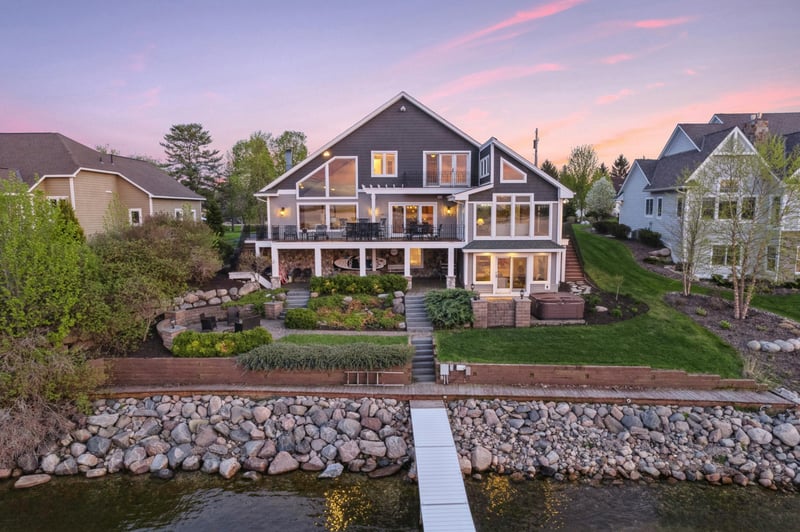 1260 Waconia Pw N, Waconia, MN 55387