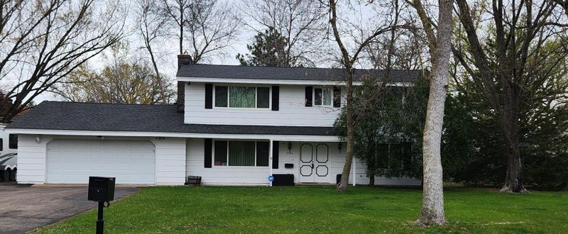 3734 80th Ave N, Brooklyn Park, MN 55443