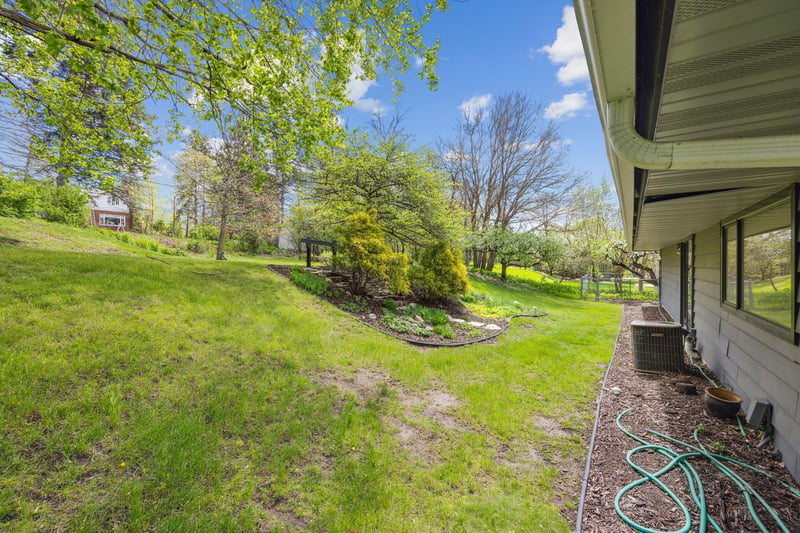 409 Ottawa Ave S, Golden Valley, MN 55416