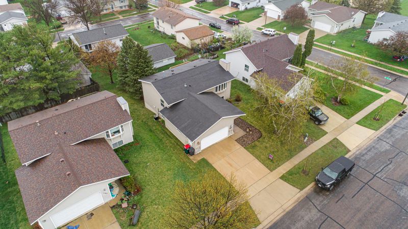 1961 50th St NW, Rochester, MN 55901