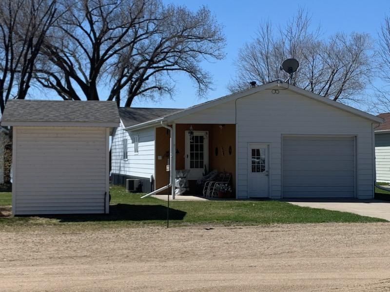 20734 Jacobs Beach Rd, Pelican Rapids, MN 56572