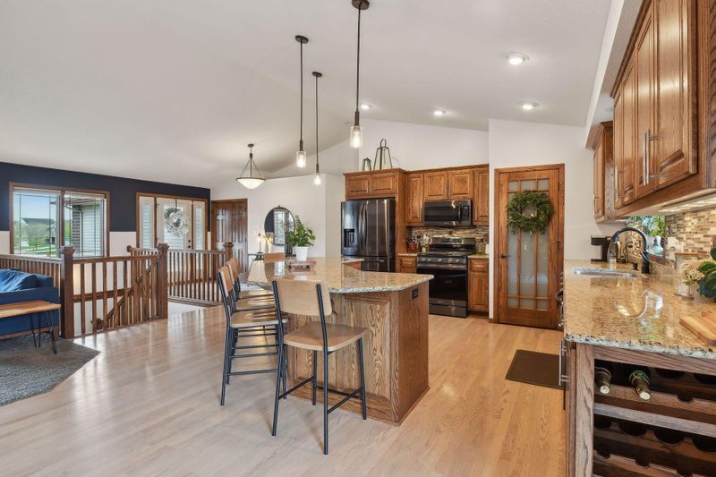 6448 108th Trl N, Brooklyn Park, MN 55445