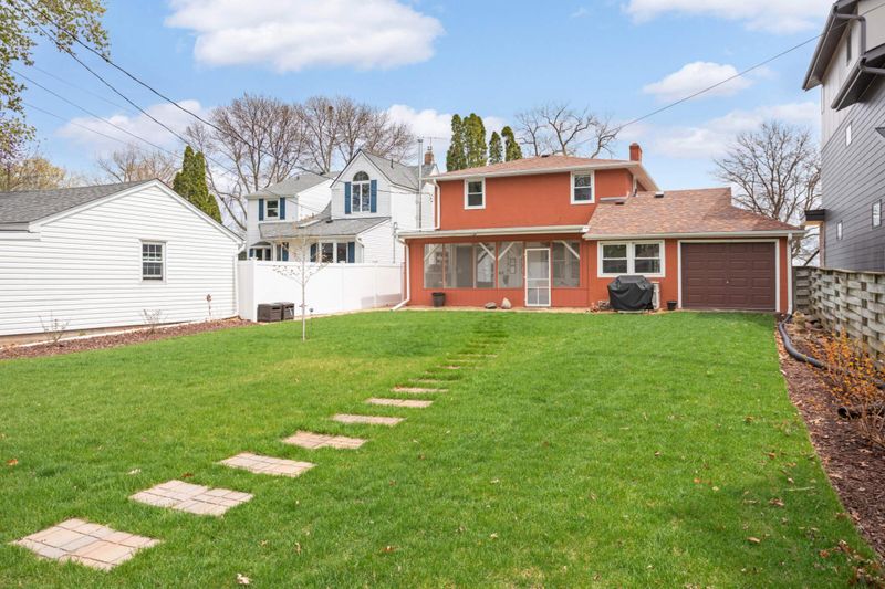 4819 Lake Ave, White Bear Lake, MN 55110