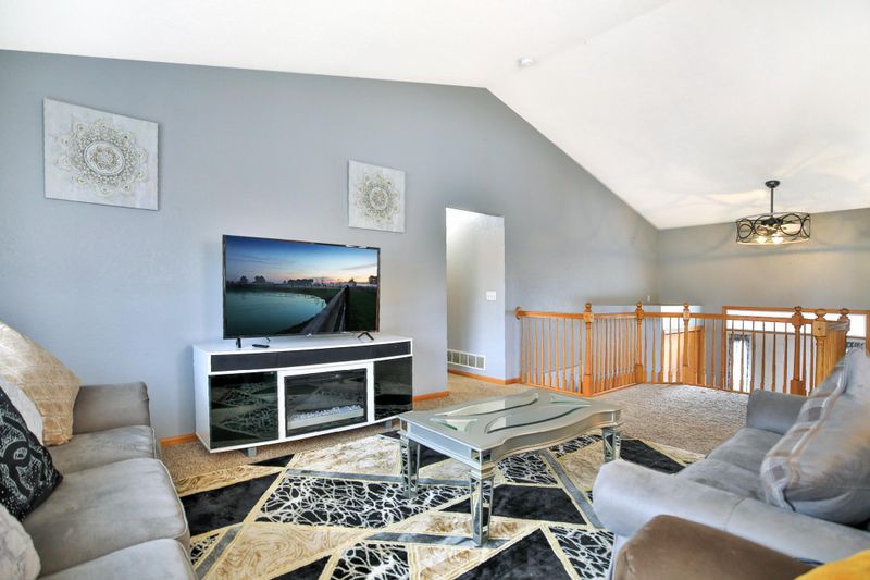 1920 Sunlight Ave SE, Owatonna, MN 55060