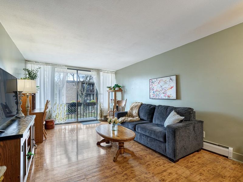 4014 15th Ave S #17B, Minneapolis, MN 55407