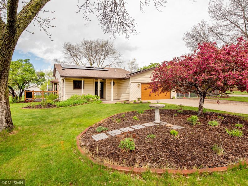 9649 Vincent Ave N, Brooklyn Park, MN 55444