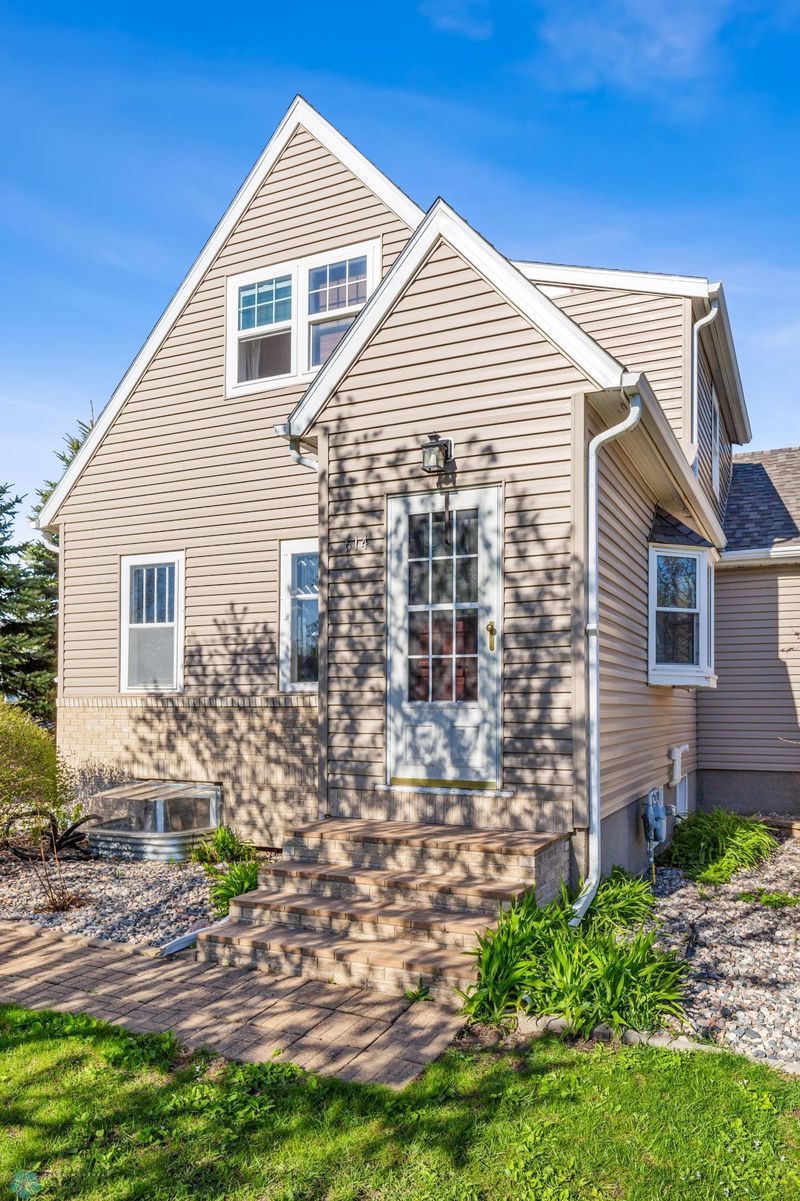 614 5th St, Hawley, MN 56549