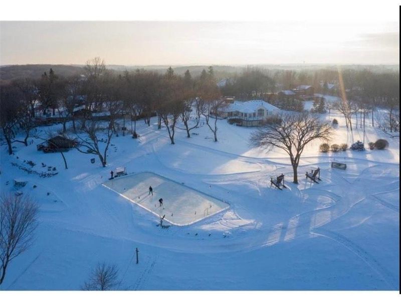 4680 Bayside Rd, Orono, MN 55359