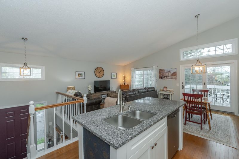 2837 Riverwood Ln NW, Rochester, MN 55901