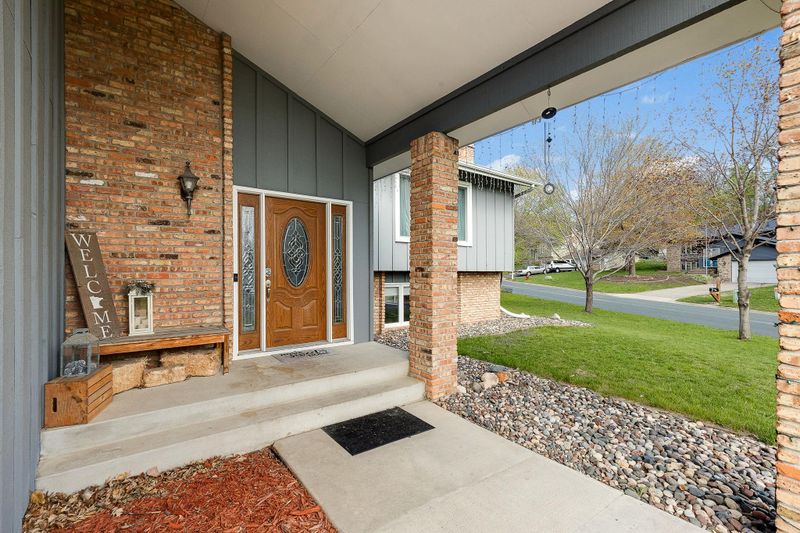 3408 W 134th St, Burnsville, MN 55337