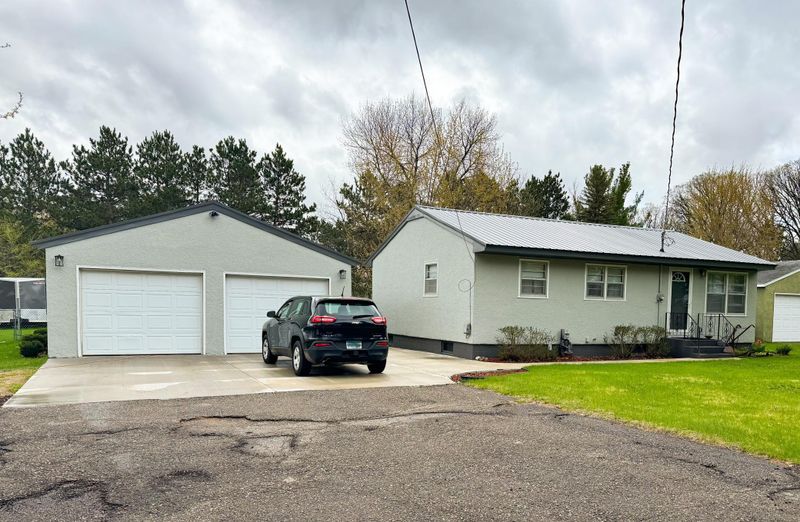 17336 Riverwood Dr, Little Falls, MN 56345