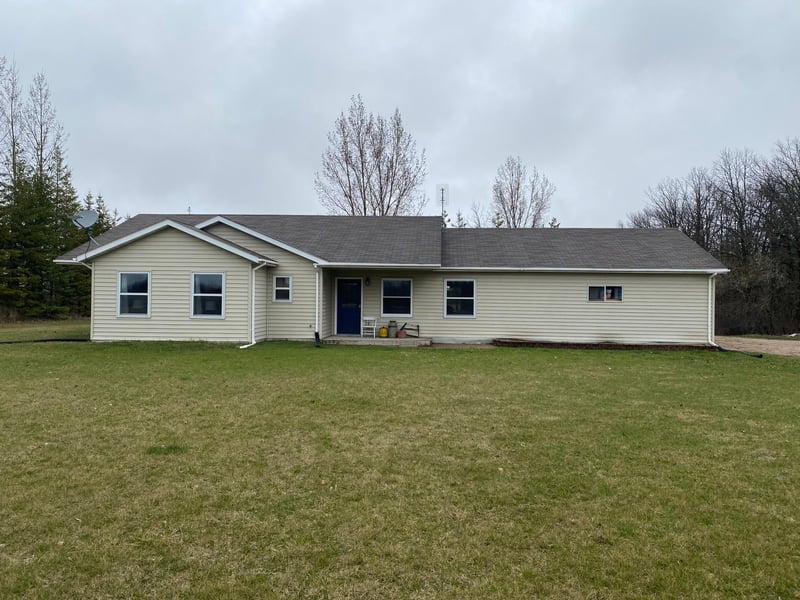 39271 County Road 8, Wannaska, MN 56761