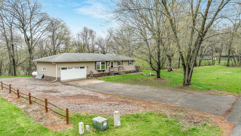 N3762 990th St, Eau Claire, WI 54703