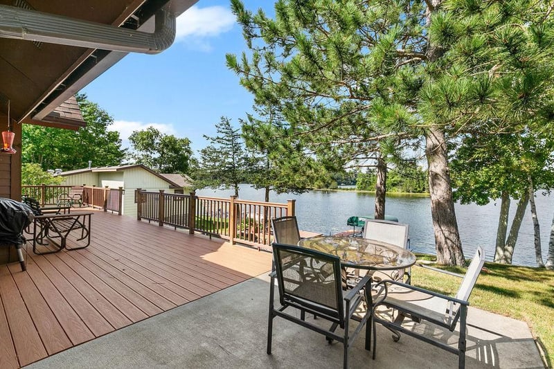 33360 Lone Pine Dr, Browerville, MN 56438
