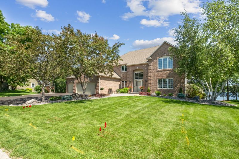 17586 Belfast Cv, Eden Prairie, MN 55347