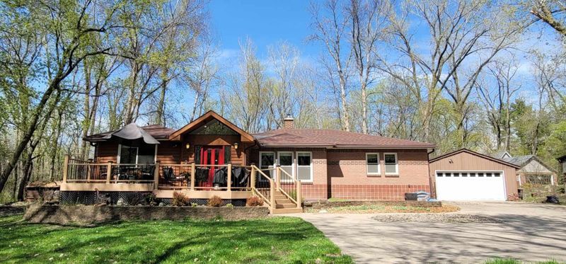 1839 Kohlman Ave, Maplewood, MN 55109