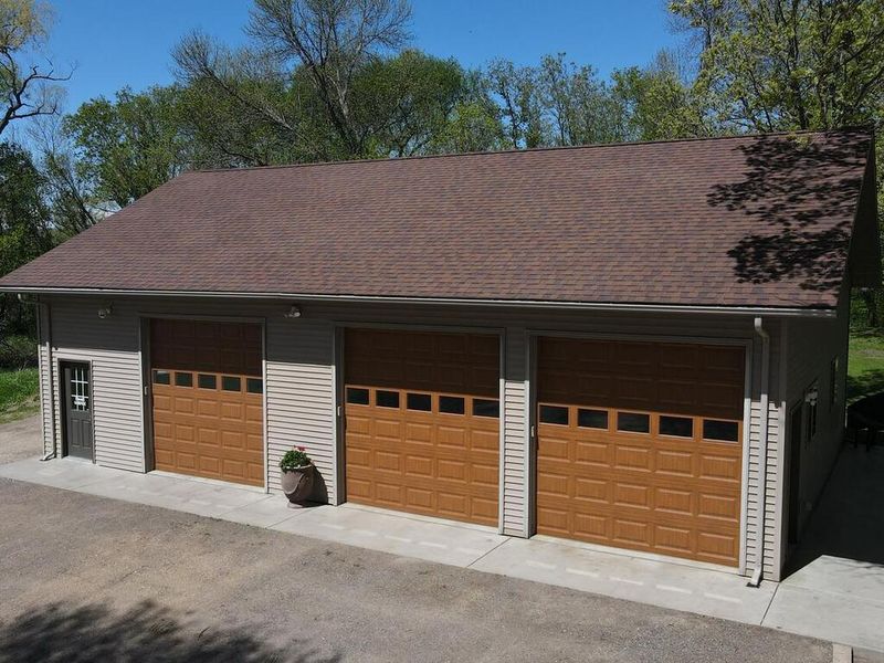 3900 15th St NE, Willmar, MN 56201