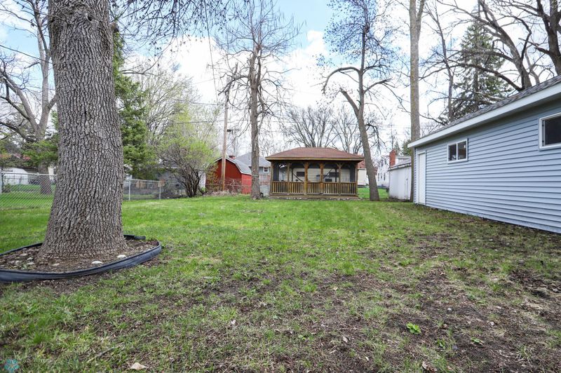1108 11th St S, Moorhead, MN 56560