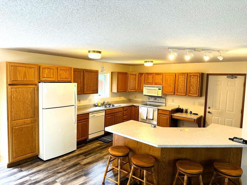 704 Forest View Ave, Park Rapids, MN 56470