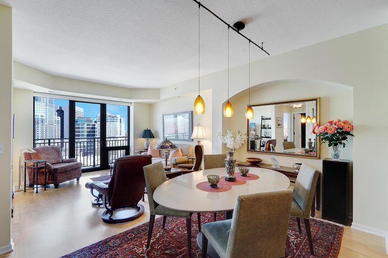 500 E Grant St #1709, Minneapolis, MN 55404