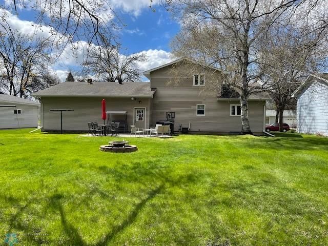 272 Wegener Dr, Breckenridge, MN 56520