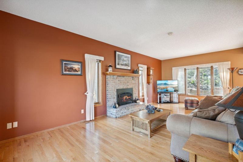 10120 170th St W, Lakeville, MN 55044