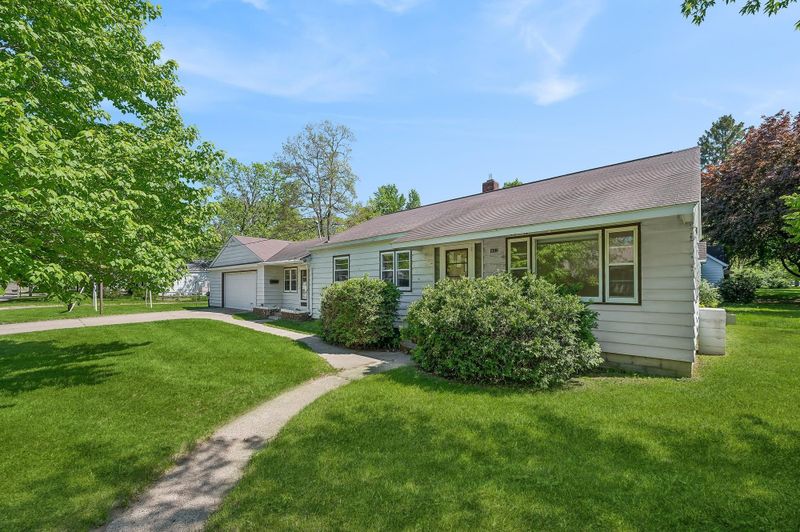 802 14th St SE, Saint Cloud, MN 56304