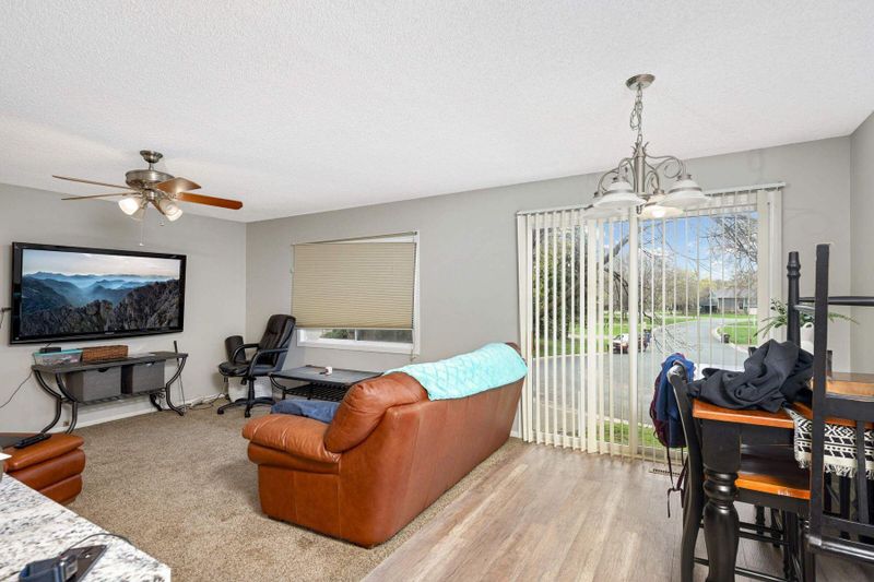 7880 Yucca Ln N, Maple Grove, MN 55311