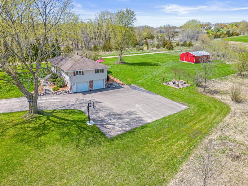 6350 Sunnyfield Rd E, Minnetrista, MN 55364