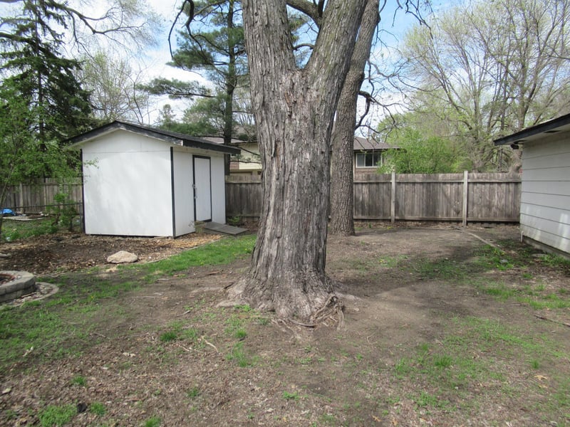 800 55th Ave N, Brooklyn Center, MN 55430