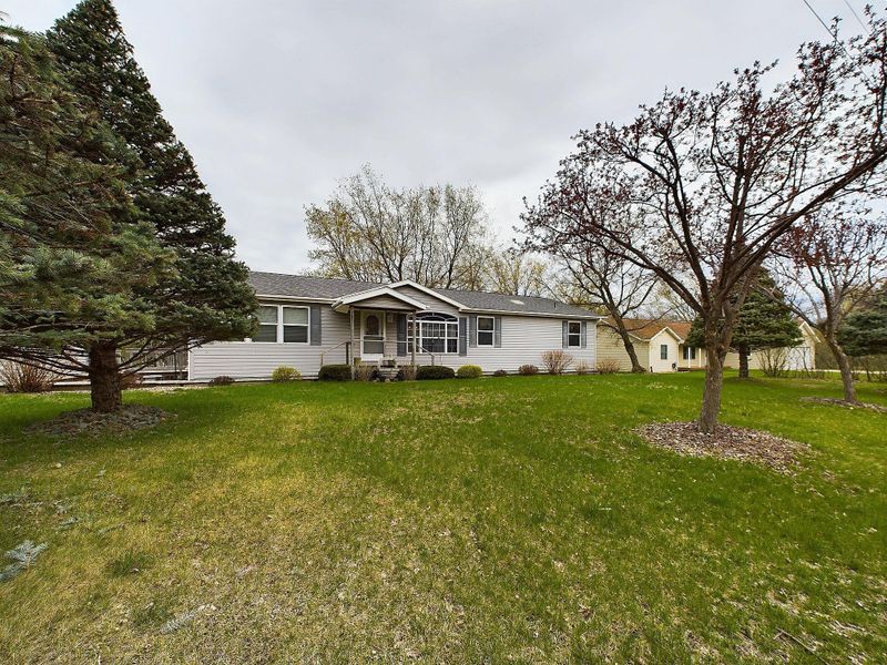 103 10th St SE, Glenwood, MN 56334