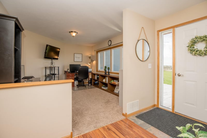 9546 280th St E, Webster, MN 55088