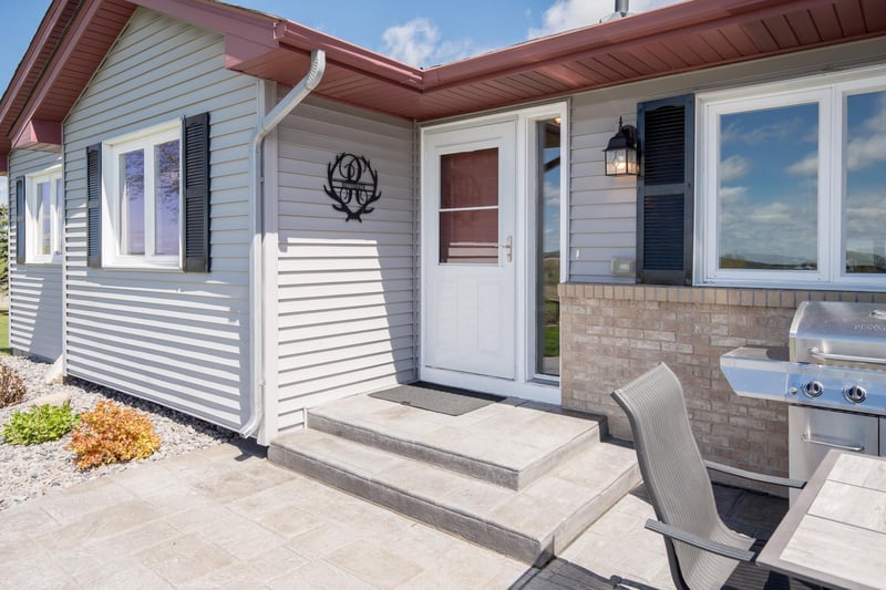 9546 280th St E, Webster, MN 55088