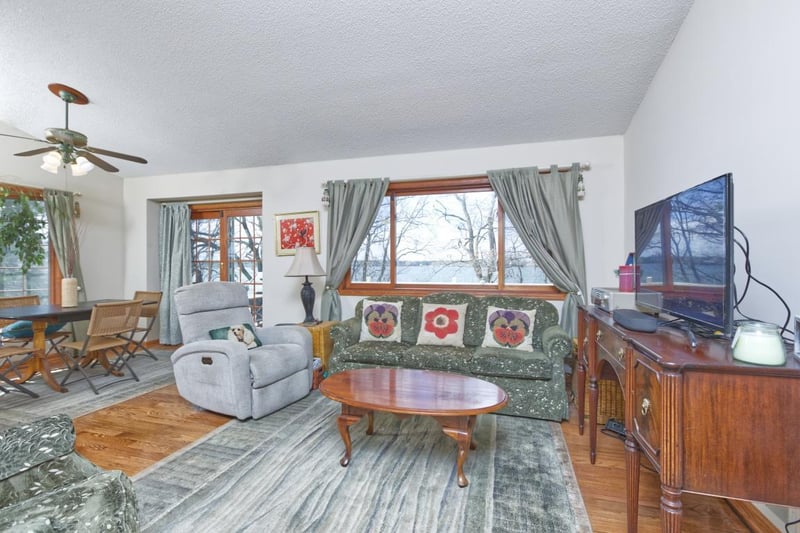 5361 Imhoff Ave SW, Howard Lake, MN 55349