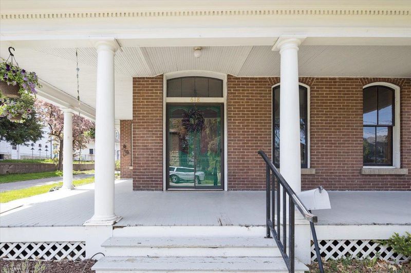 618 East Ave, Red Wing, MN 55066