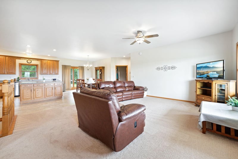49434 840th Ave, Hector, MN 55342
