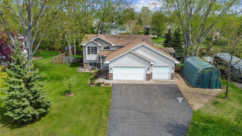 29755 Broadway St, Lindstrom, MN 55045