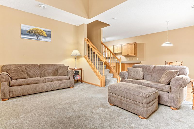 16880 Embers Ave #1602, Farmington, MN 55024