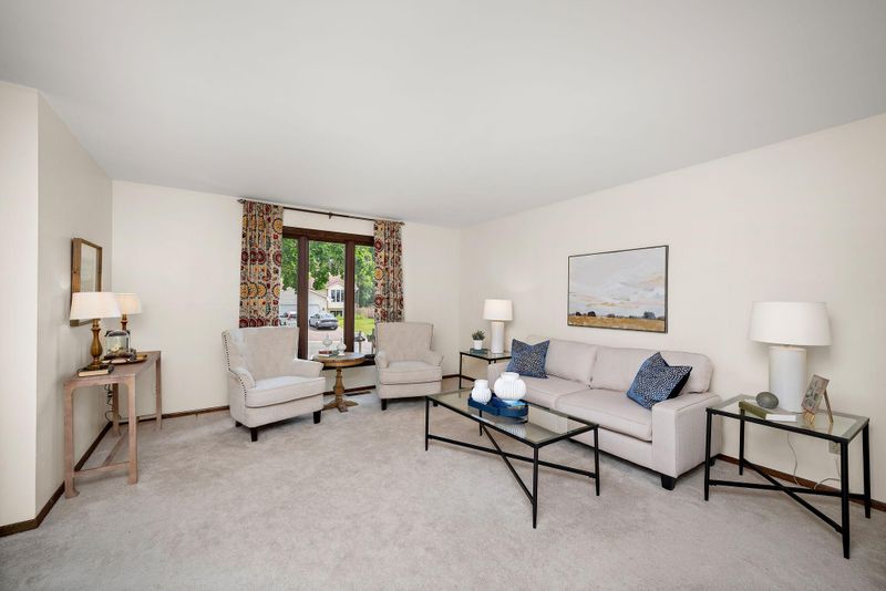 1601 Boardwalk, Eagan, MN 55122
