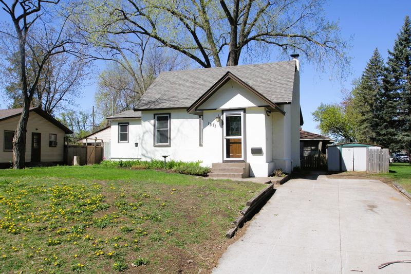 1571 8th Ave, Anoka, MN 55303